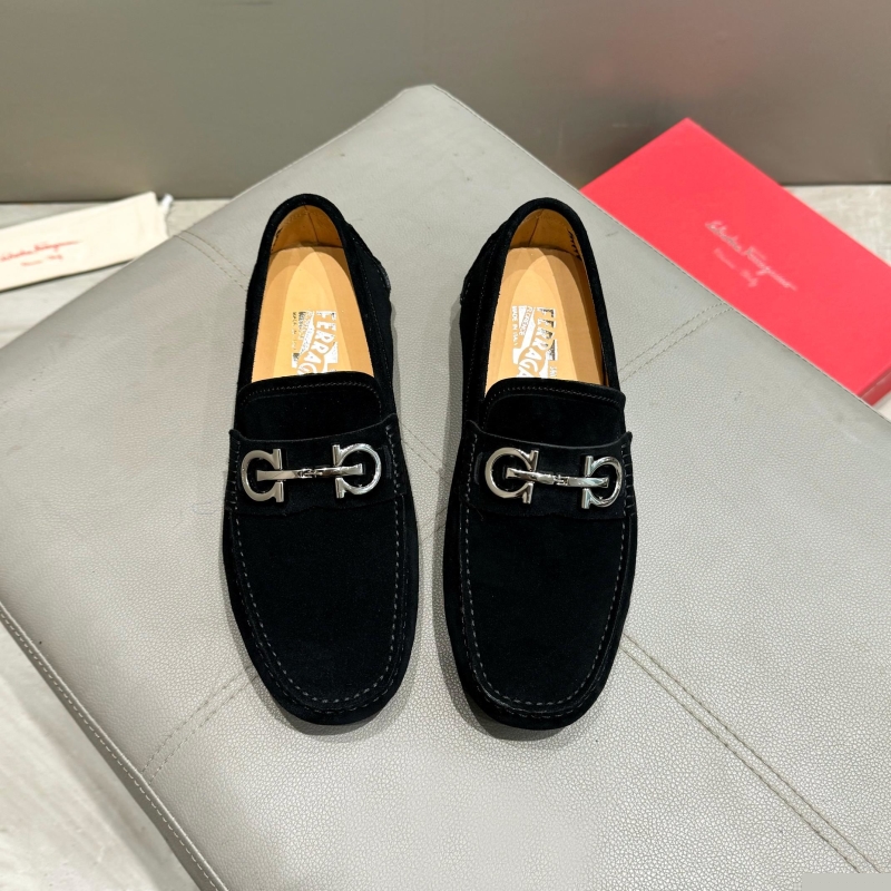 F**di leather shoes